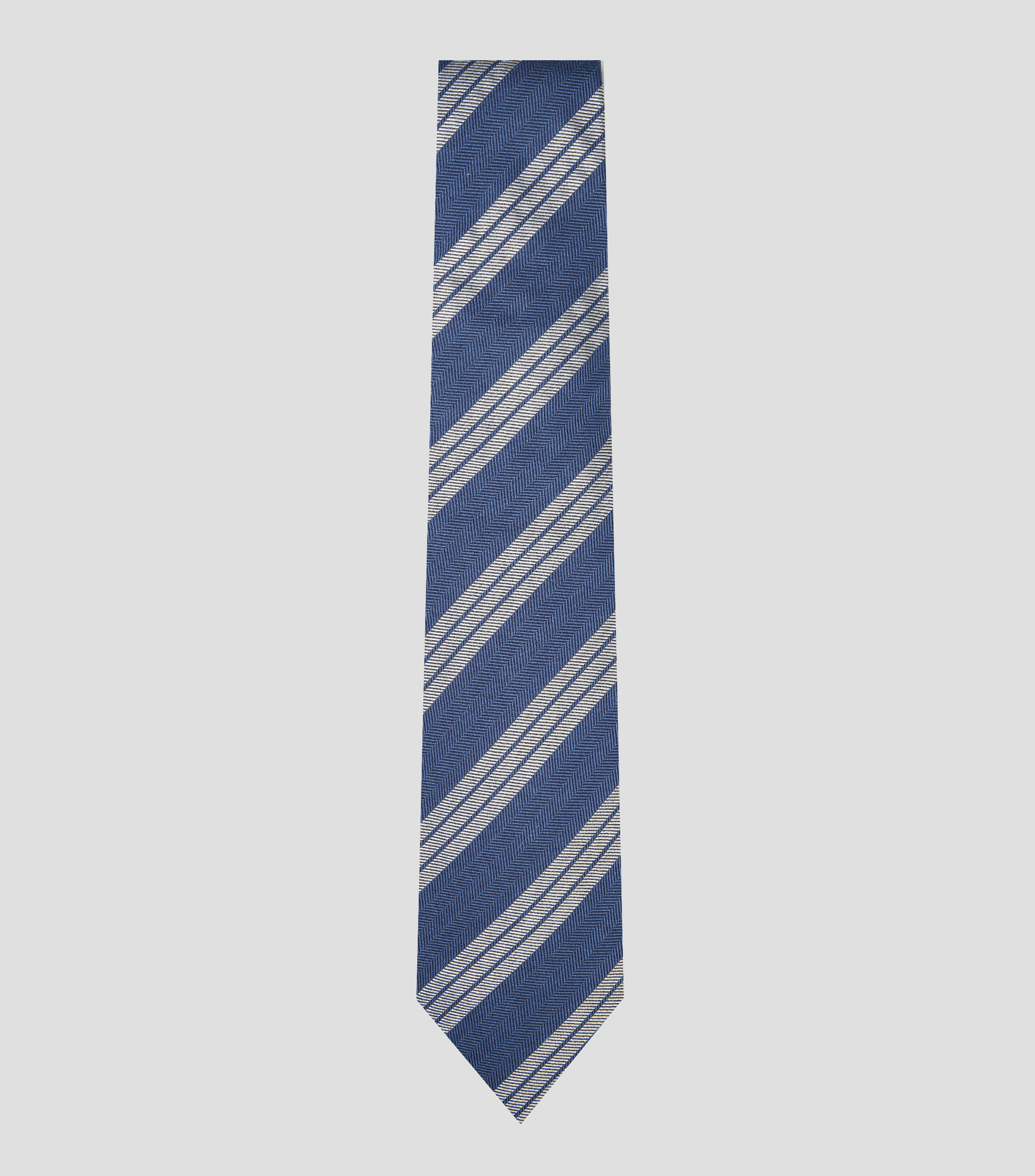 Corbata ancha en seda con rayas